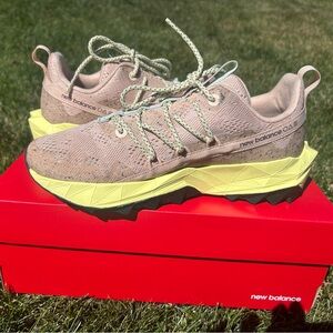 New Balance Tektrel Running shoe Size 8